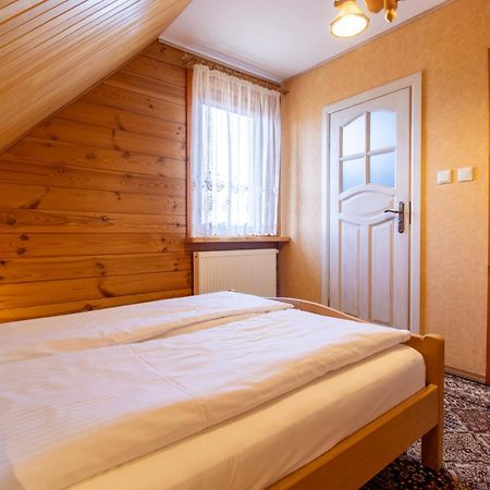 Wisniowy Sad Guest House Bialowieza Bagian luar foto