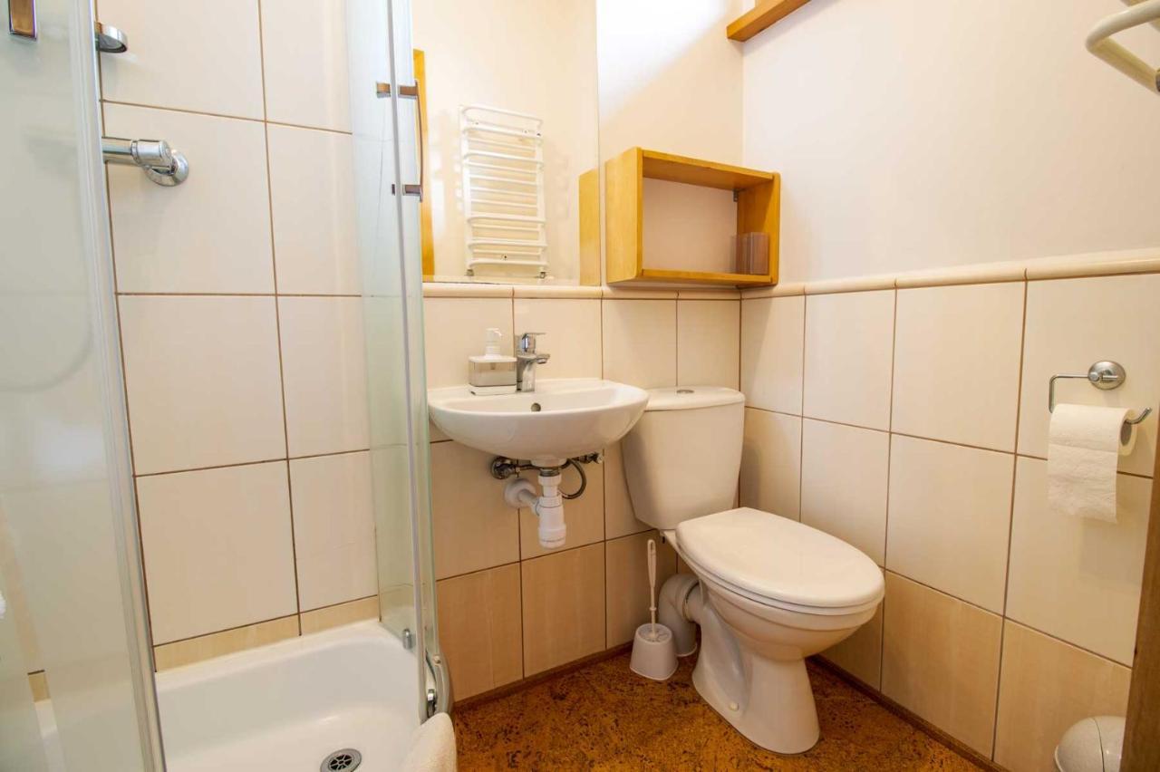 Wisniowy Sad Guest House Bialowieza Bagian luar foto