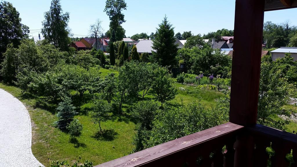 Wisniowy Sad Guest House Bialowieza Bagian luar foto