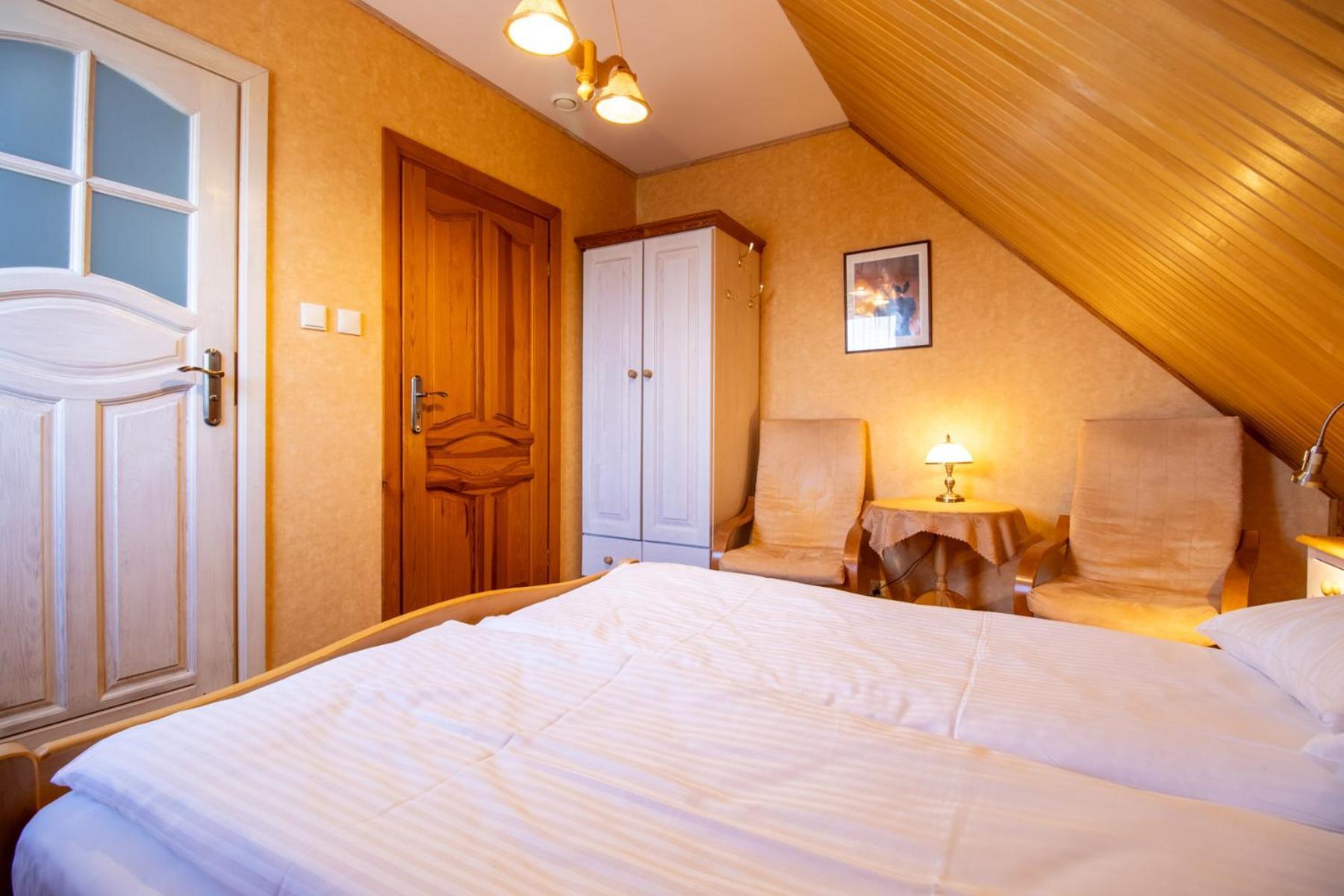 Wisniowy Sad Guest House Bialowieza Bagian luar foto