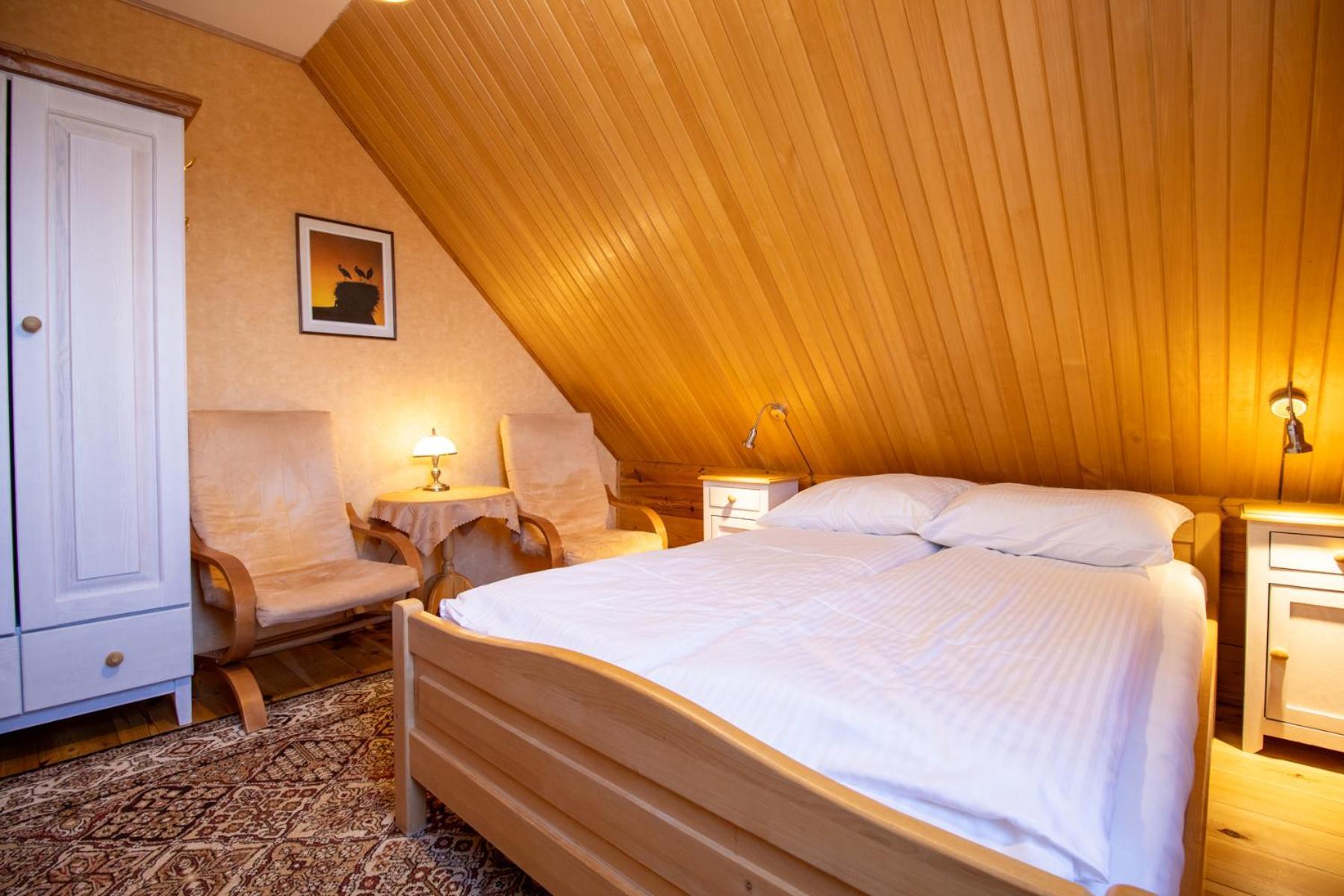 Wisniowy Sad Guest House Bialowieza Bagian luar foto