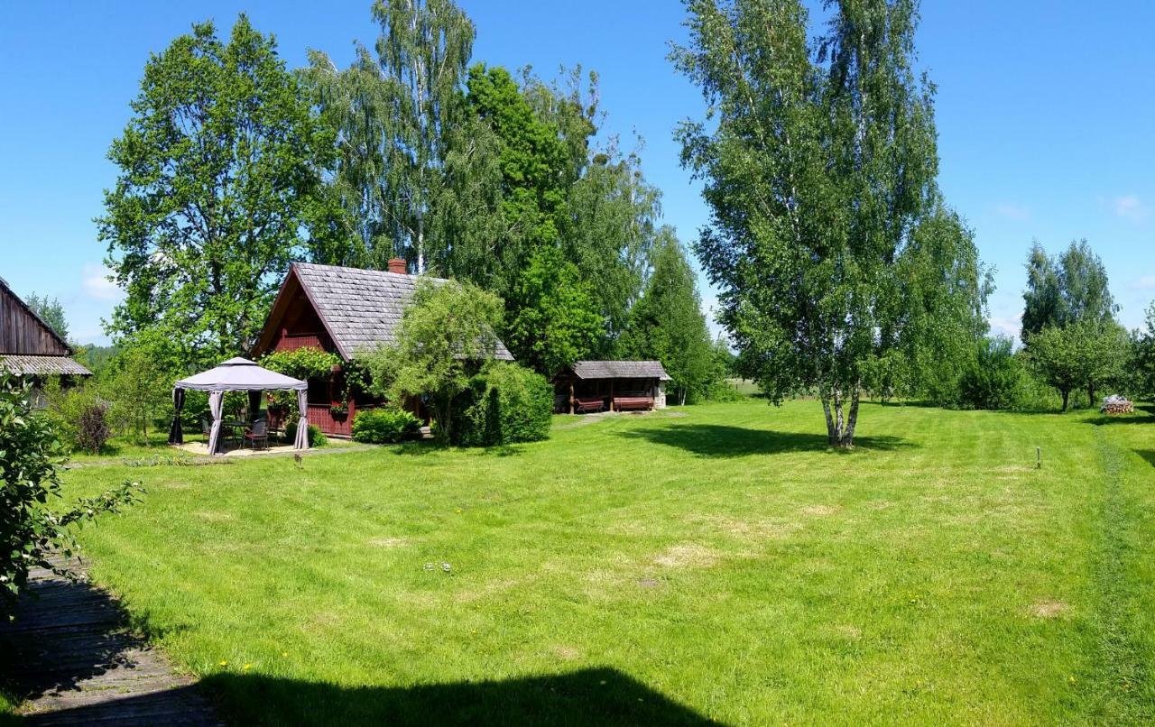 Wisniowy Sad Guest House Bialowieza Bagian luar foto